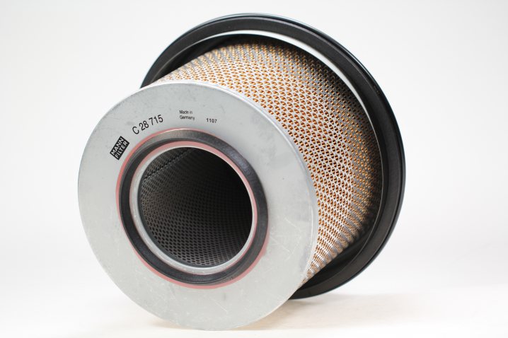 C 28 715 air filter element