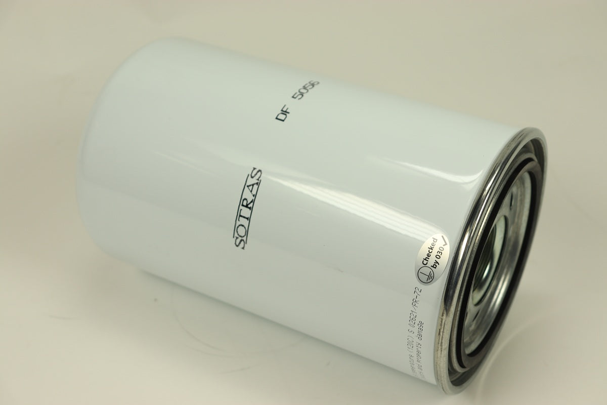 DF5056 air/oil separator spin-on