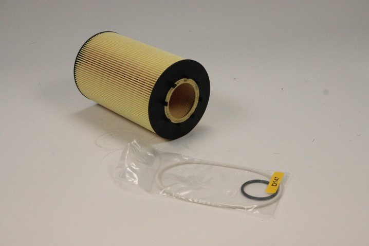 E423H D147 oil filter element