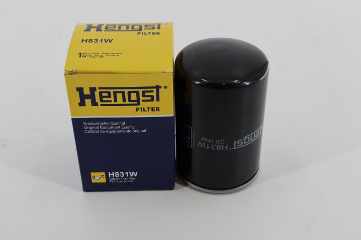 H831W oil filter spin-on