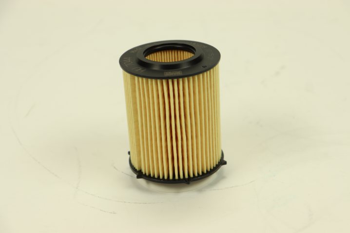 HU 7044 z oil filter element (metal-free)