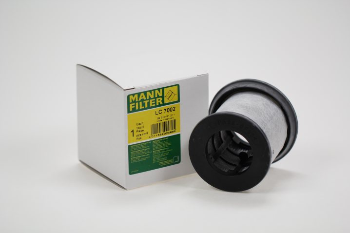 LC 7002 oil separator element