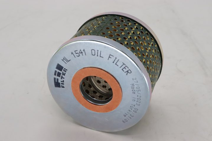 ML1541 oil filter element