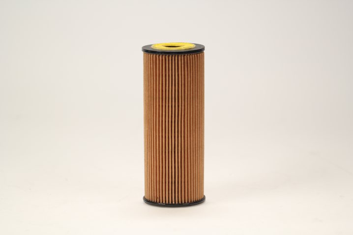 MLE1348 oil filter element (metal-free)