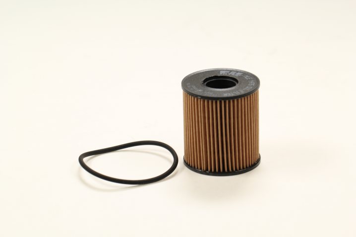 MLE1476 oil filter element (metal-free)