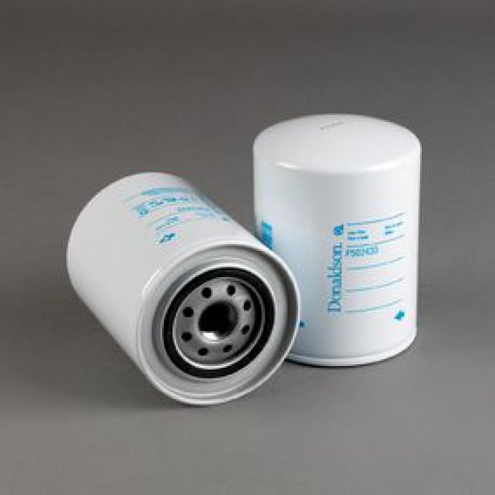 P502433 oil filter (spin-on)