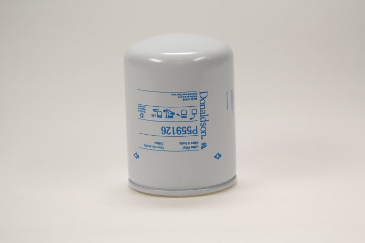 P559126 oil filter (spin-on)