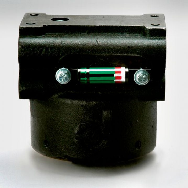 P567639 filter head