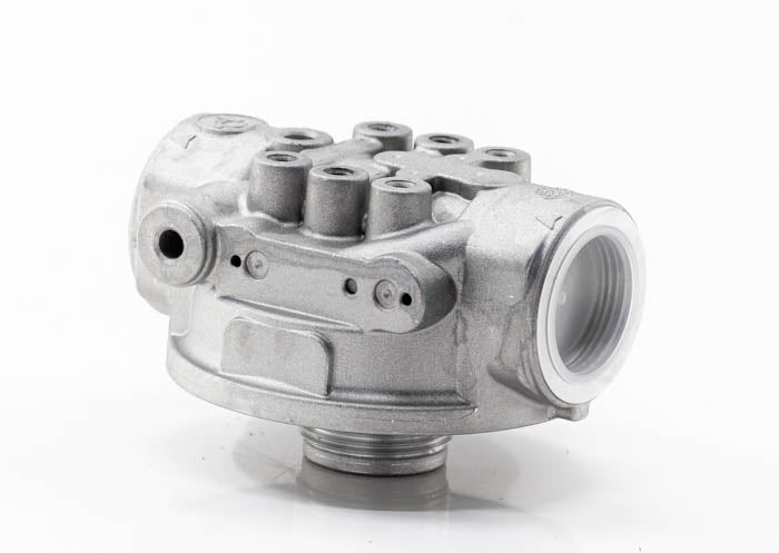 P762638 hydraulic filter head