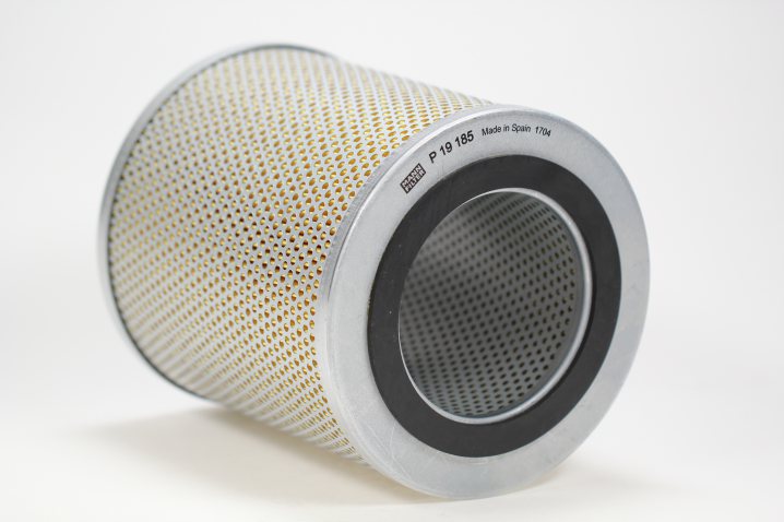 P 19 185 liquid filter