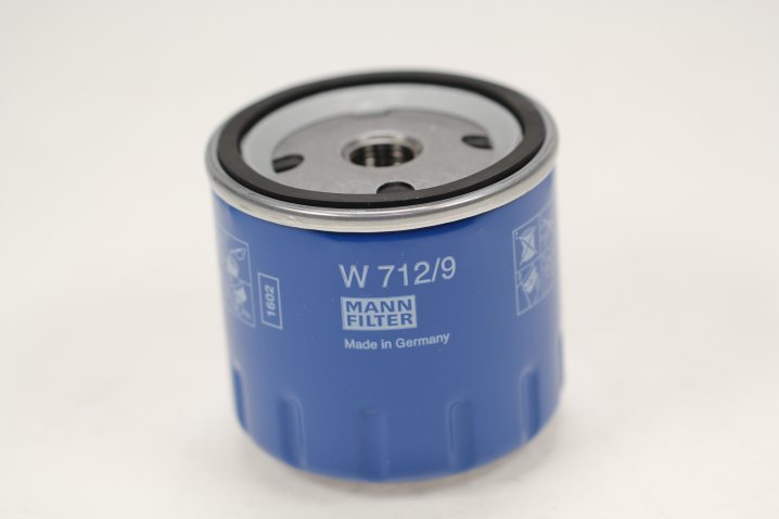 W 712/9 oil filter (spin-on)
