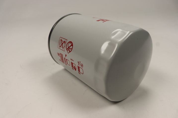 WE 7001 coolant filter spin-on