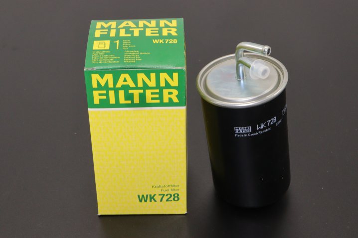 WK 728 fuel filter