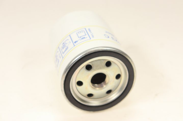 ZP523C oil filter spin-on