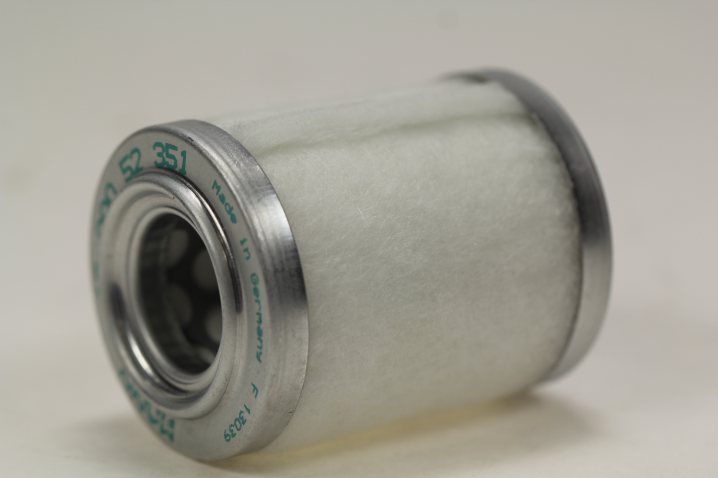 49 000 53 351 replaced by LE 2008