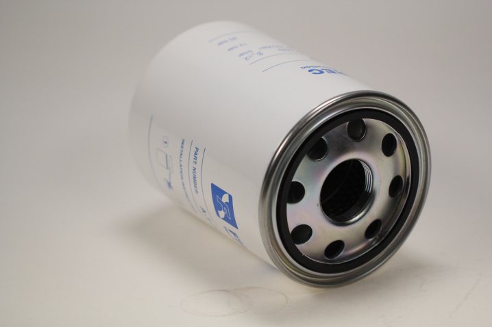 A120C10/2 oil filter (spin-on)