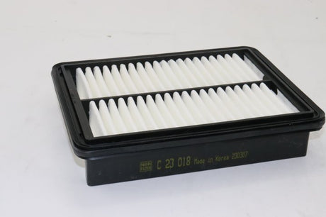 C 23 018 air filter element