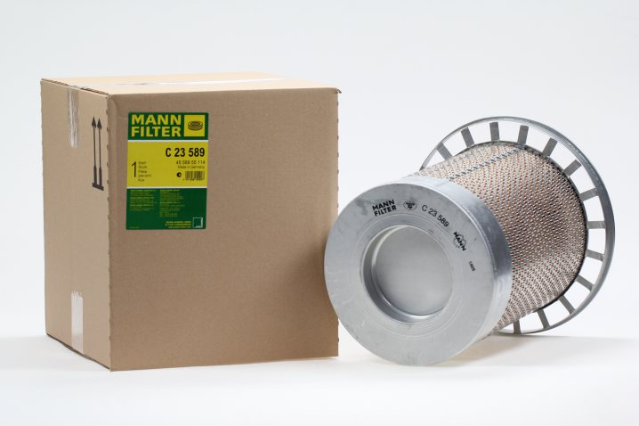 C 23 589 replaced by C 23 589/1