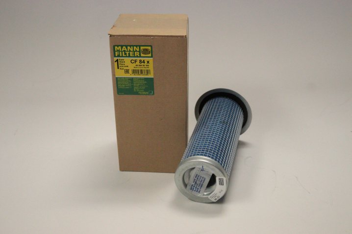 CF 84 x air filter element (secondary)