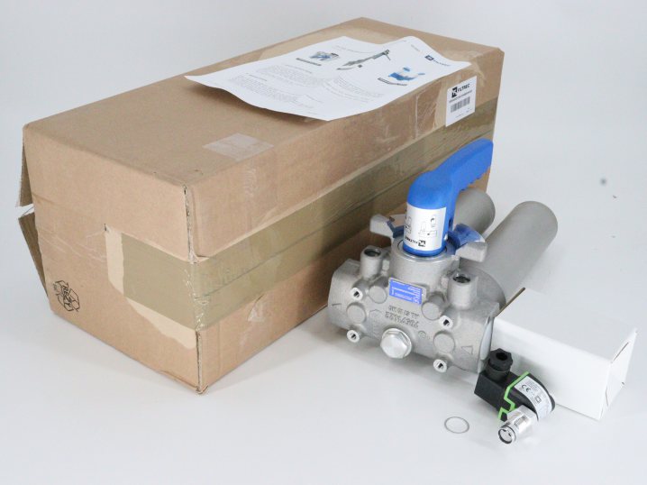 FDD040XD100G25ABB50WFG2 Duplex low pressure filter FDD040