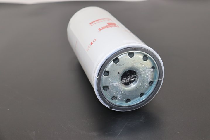 LF17513 oil filter spin-on