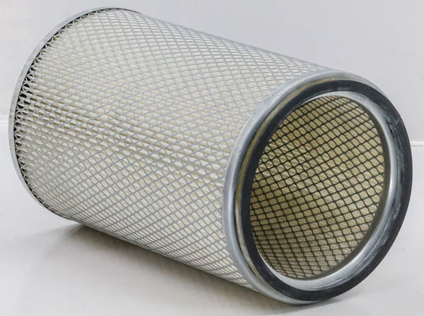 P131338 air filter element (secondary)