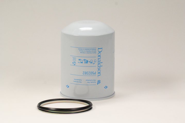 P502382 oil filter (spin-on)