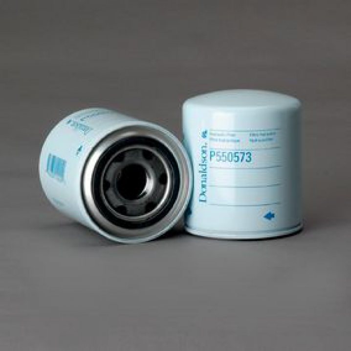 P550573 oil filter (spin-on)