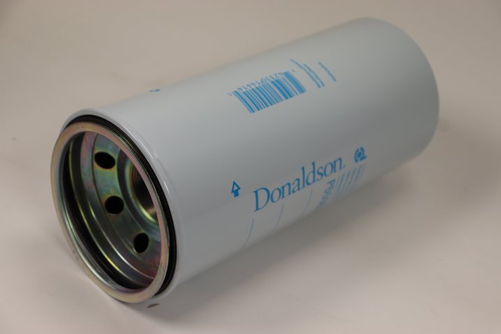 P550615 oil filter (spin-on)