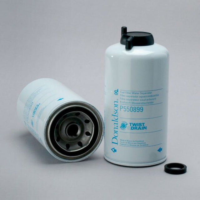 P550899 fuel filter (spin-on)