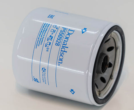 P550928 fuel filter (spin-on)