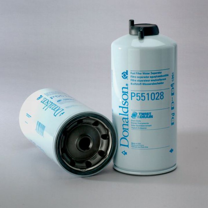 P551028 fuel filter spin-on