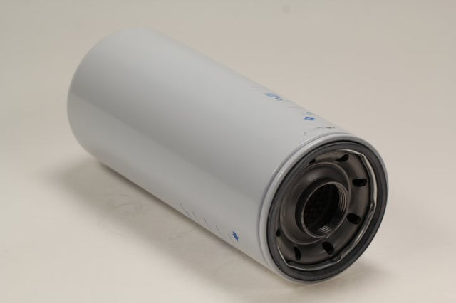 P551133 oil filter (spin-on)