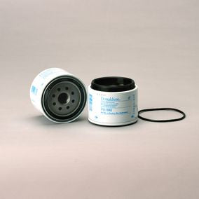 P551848 fuel filter (spin-on)