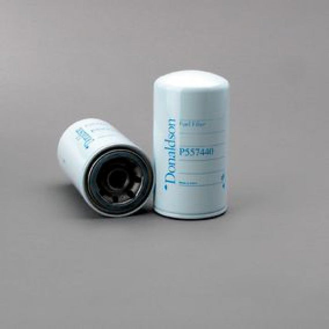 P557440 fuel filter (spin-on)