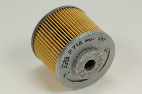 P 715 liquid filter cartridge