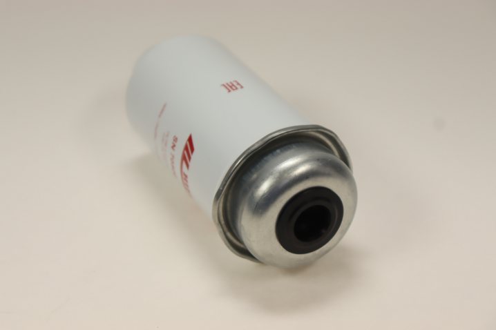 SN 70506 fuel filter spin-on