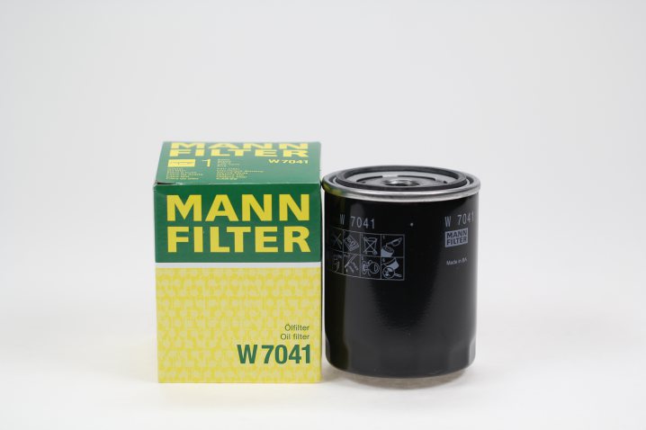 W 7041 oil filter (spin-on)